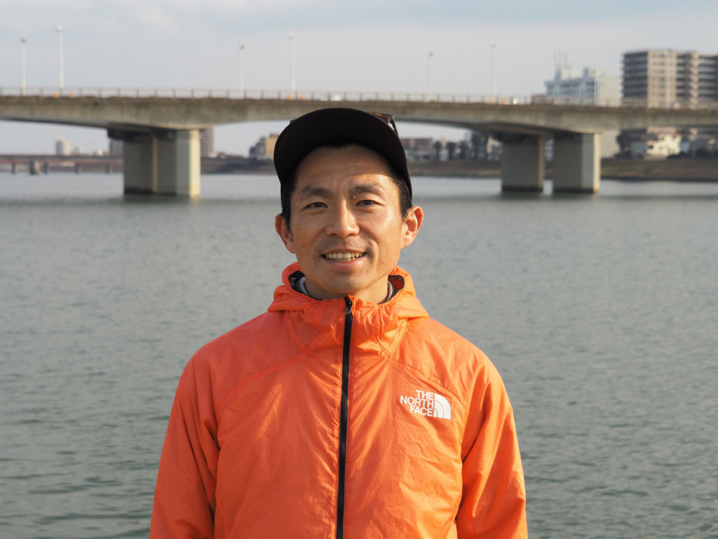 反発力と吸収力で長時間の走りを可能に」 鬼塚 智徳 | Runners